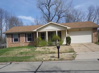 11312 Stonymont Dr, Saint Louis, MO 63136