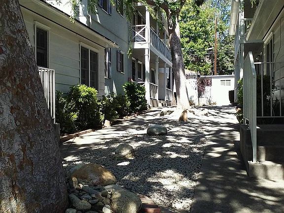 3rd image of 1155 E Washington Blvd