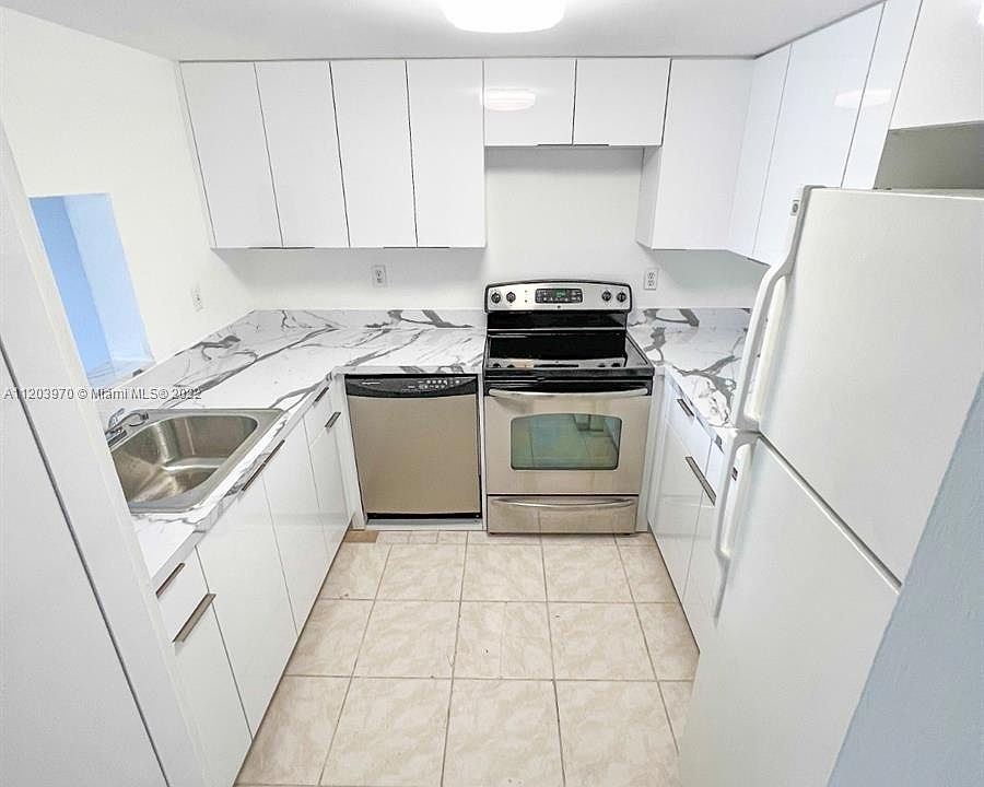 1st image of 9682 Fontainebleau Blvd APT 414