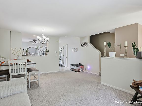 4th image of 34384 N Aster Ct