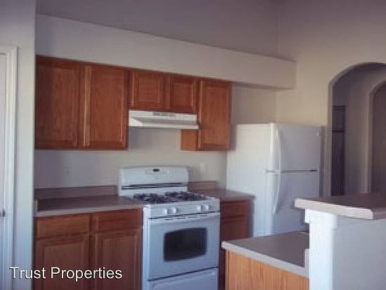 2nd image of 5735 Mesa Ave