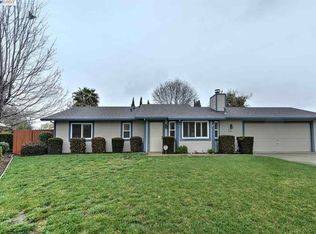 240 Mesquite Ct, Brentwood, CA
