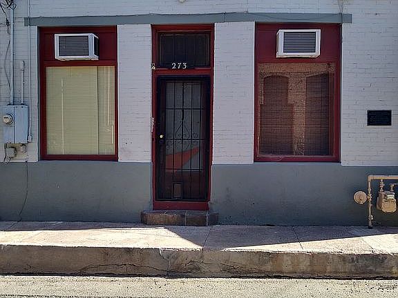 3rd image of 273 Chase Creek St