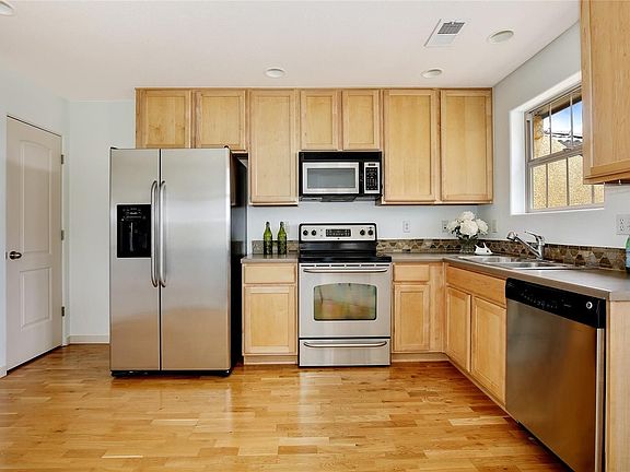 3rd image of 2994 N Elmira St