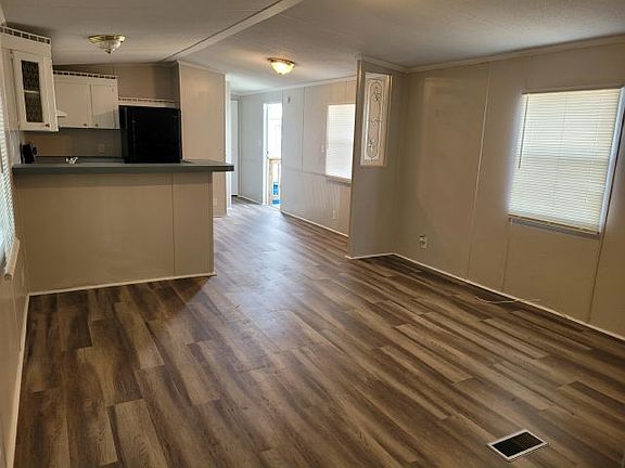 2nd image of 11506 Leanne Ln #182