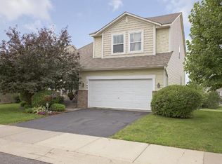 1762 Prescott Ln, Chaska, MN 55318