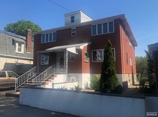 257 Desoto Pl, Cliffside Park, NJ 07010