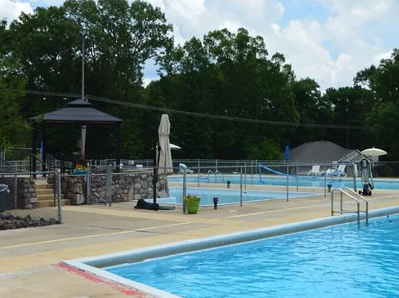 2 bed, 2.0 bath, 1000 sqft, $875 — Photo 2
