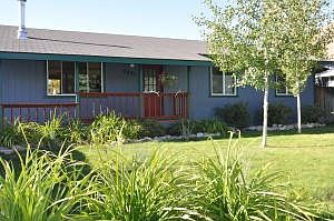 3rd image of 2851 Glenbrook Dr