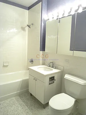 Rented by CCG Real Estate Brokerage | media 16