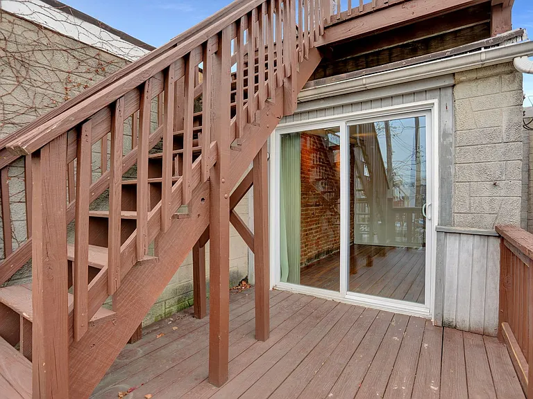 1409 Covington St — Photo 9
