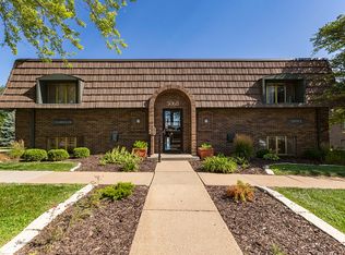 5068 Grover St #WAITA, Omaha, NE 68106