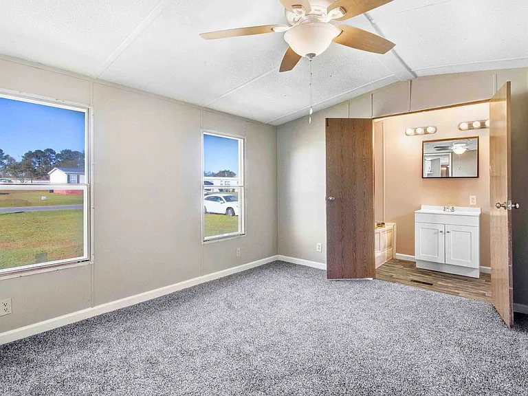 406 Little Dove Rd — Photo 30