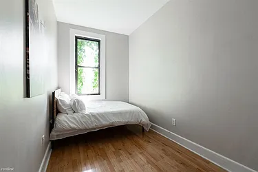 Rented by Rennit Inc.