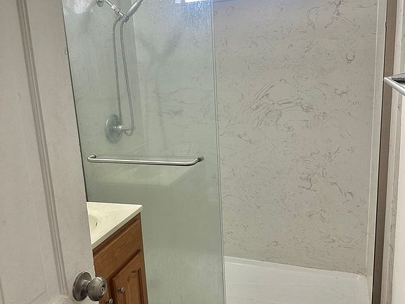 3rd image of 5206 Thurman Way #1