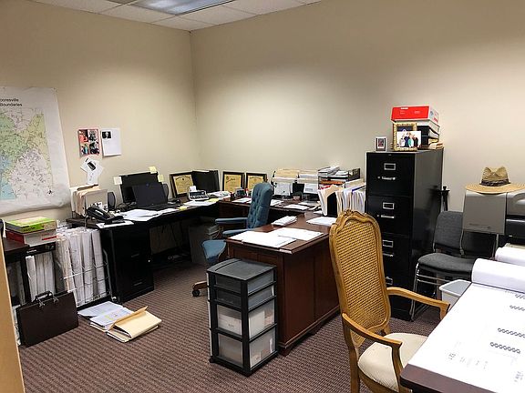 Back left office
