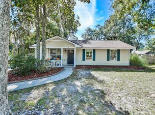 24 Hewlett Rd, Beaufort, SC 29907
