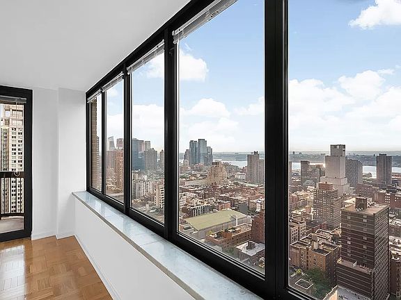 3rd image of 235 W 56th St APT 39D