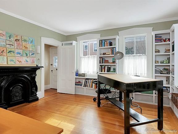 4th image of 9 Parsons St
