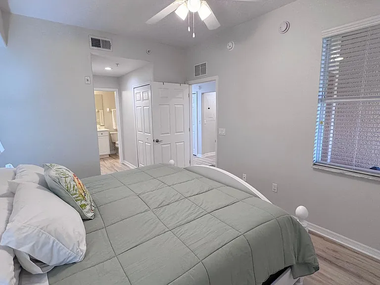 6828 Toland Dr #402 — Photo 12