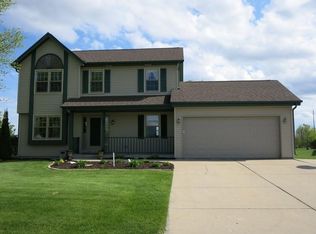 505 Baron Rd, Mukwonago, WI 53149