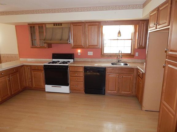 Kitchen view 3