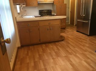 9845 S Pulaski Rd APT 2, Evergreen Park, IL 60805