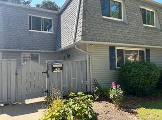 228 Feller Dr, Central Islip, NY 11722