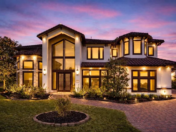 79 Amber Hollow Ct, Sugar Land, TX 77479