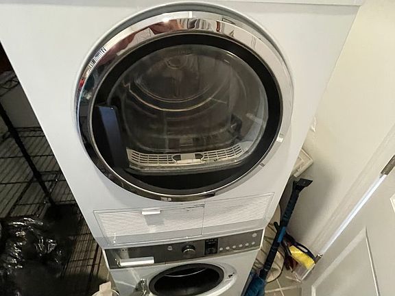 4th image of 1408 Beacon St APT 3