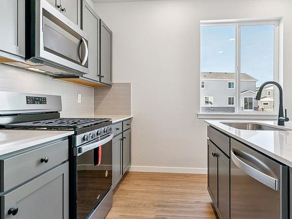 4th image of 3473 N Irvington St