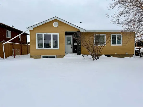 125 E Becker Cres, Wood Buffalo, AB T9K 1M6