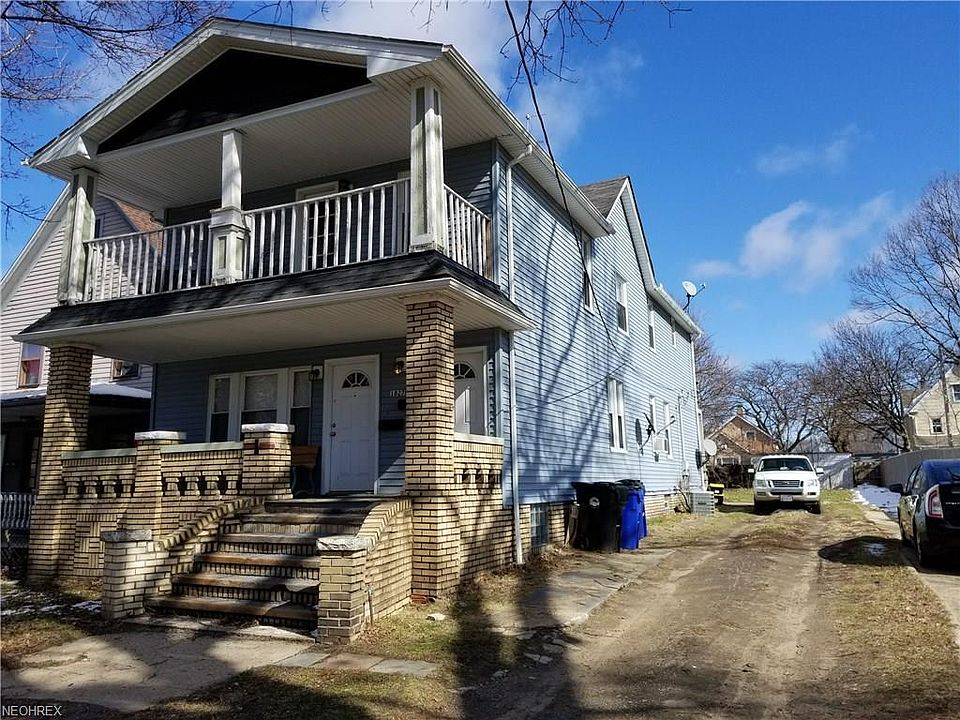 1st image of 1827 W 58th St