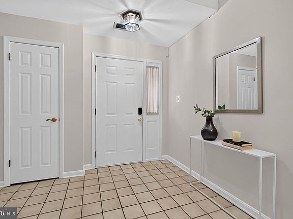 3rd image of 6056 Knights Ridge Way