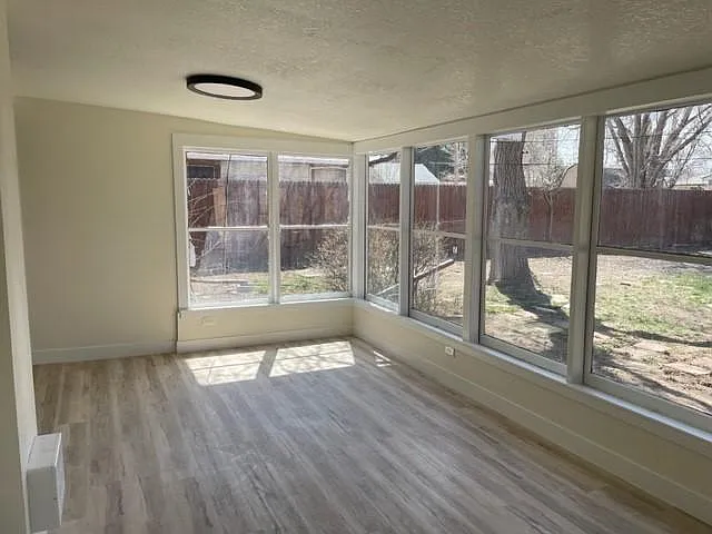 3065 Forest St — Photo 5