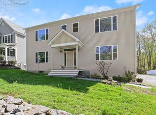 298 Pansy Rd, Fairfield, CT 06824