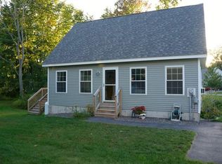 27 Amy Ln, Westbrook, ME 04092