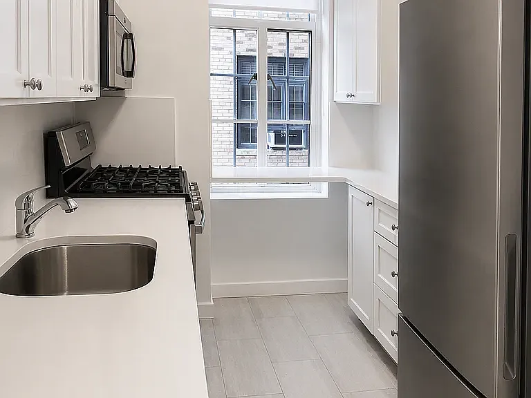 241 Central Park W #2A — Photo 3