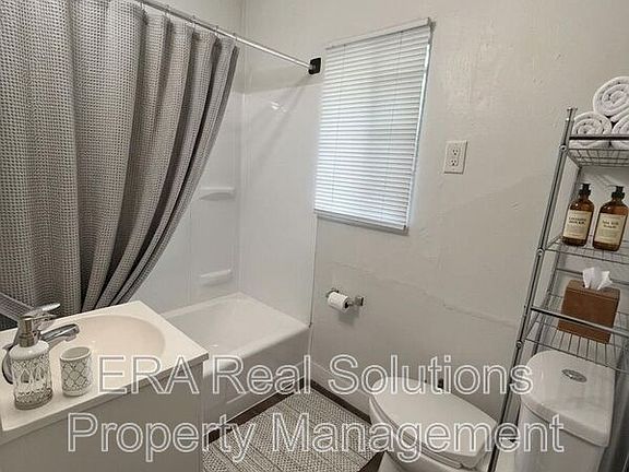 5th image of 1614 Republic Ave Unit C