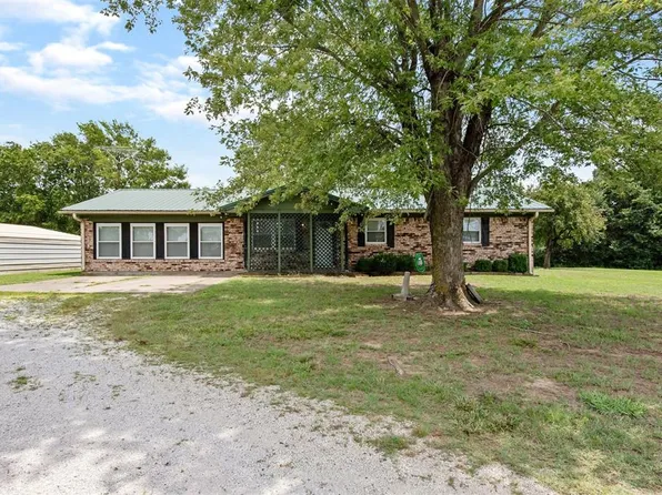 1401 6th Ave, Warner, OK 74469