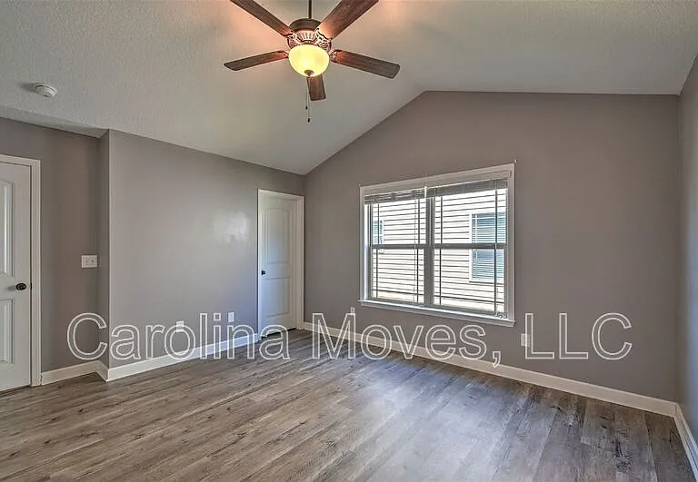 415 Aniken Cir — Photo 19