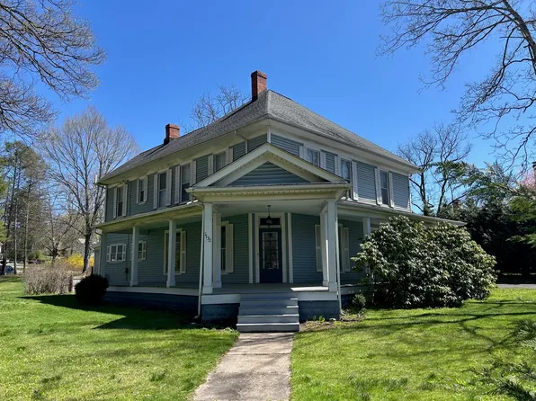 1130 Jefferson St N, Lewisburg, WV 24901