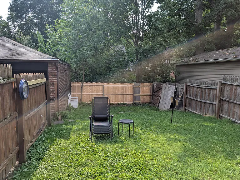 Chester Dr — Photo 20