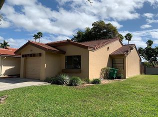 6636 NW 173rd Ln, Hialeah, FL 33015