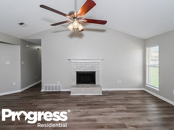 3rd image of 6306 Magnolia Lakes Dr