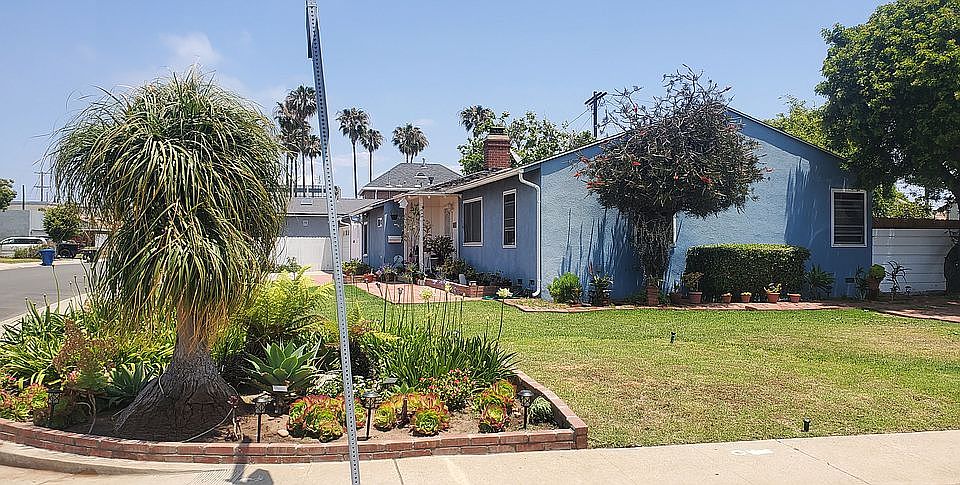 1st image of 8814 Kittyhawk Ave