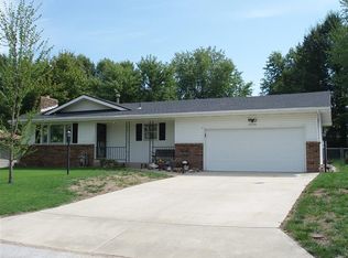 3028 W Countryside Dr, Springfield, MO 65807