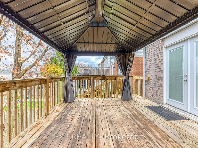76 Gibb St — Photo 32