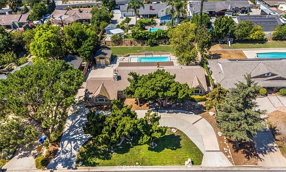 1st image of 11223 White Oak Ave