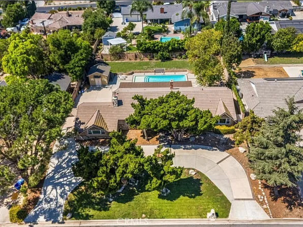 11223 White Oak Ave, Granada Hills, CA 91344